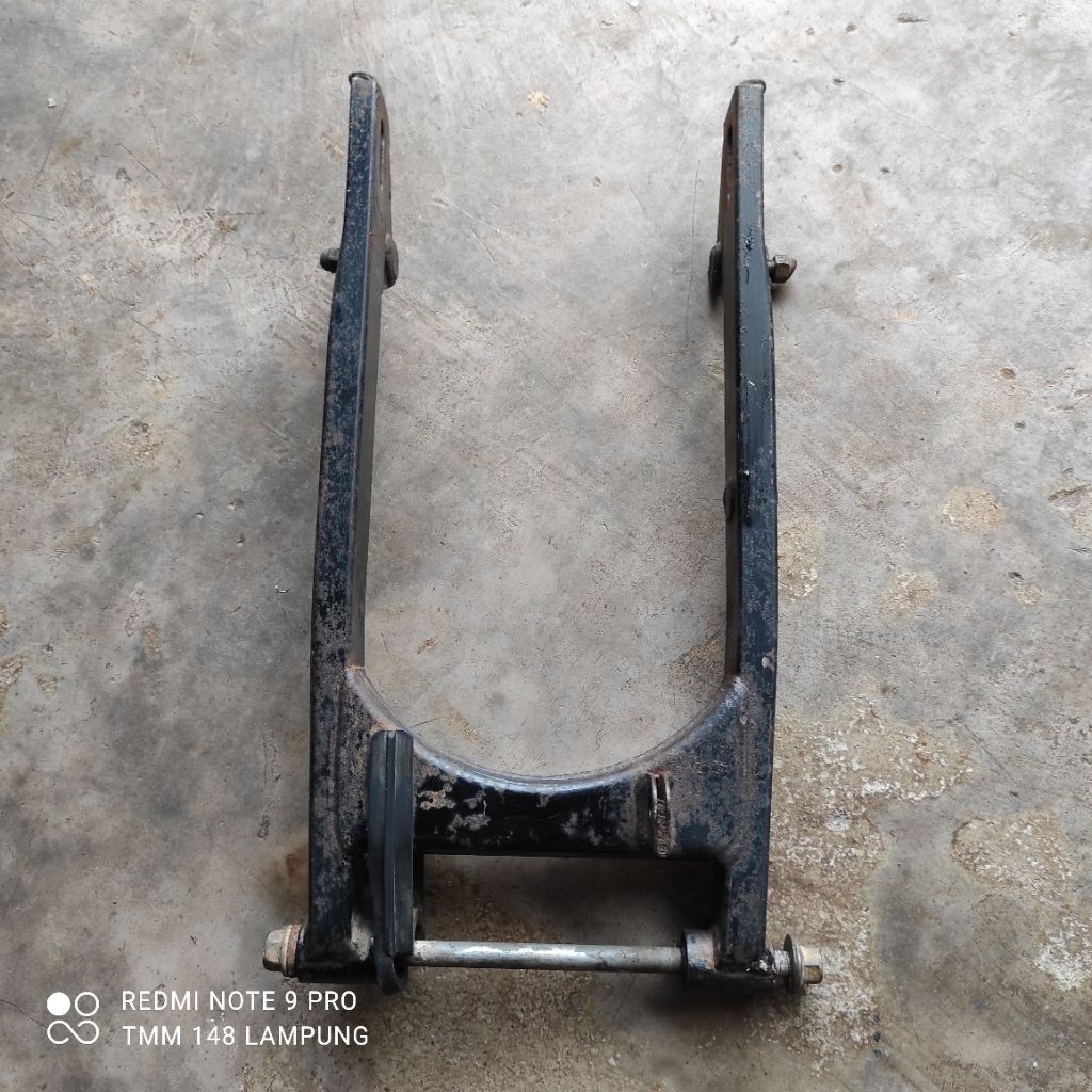 ARM BELAKANG VEGA ZR