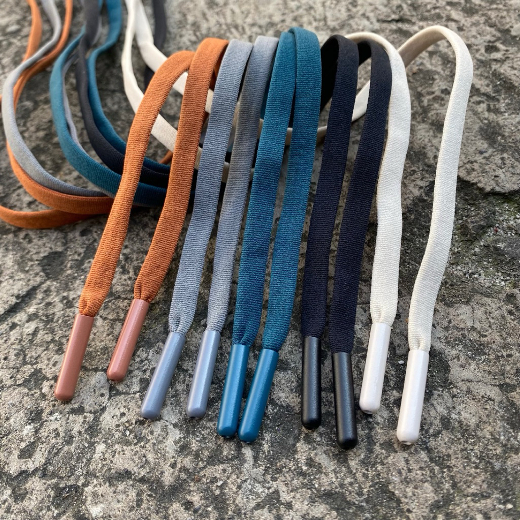 tali celana/tali joggers flat ujung tali plastik type botol