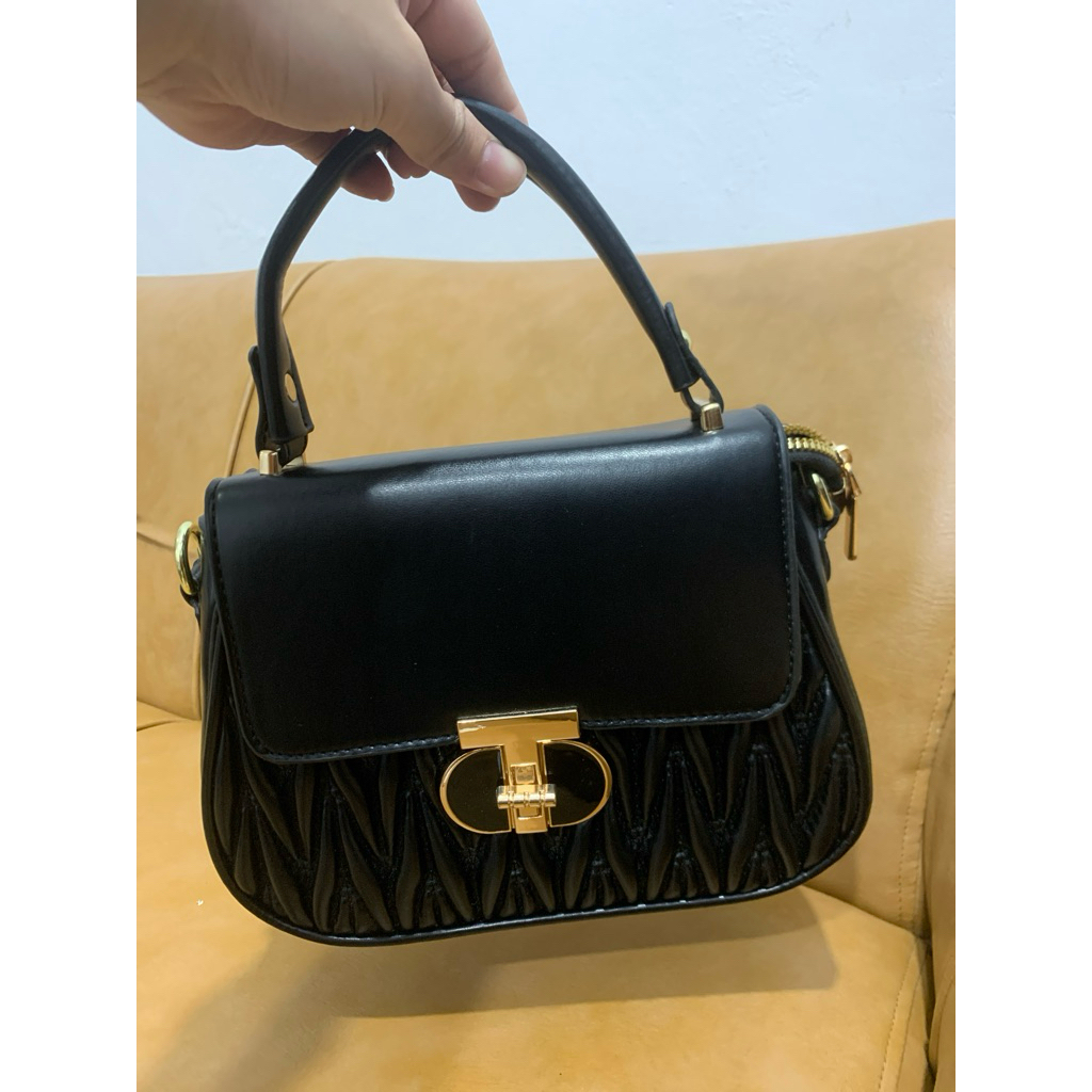 Tas Fashion Wanita hitam mini kecil