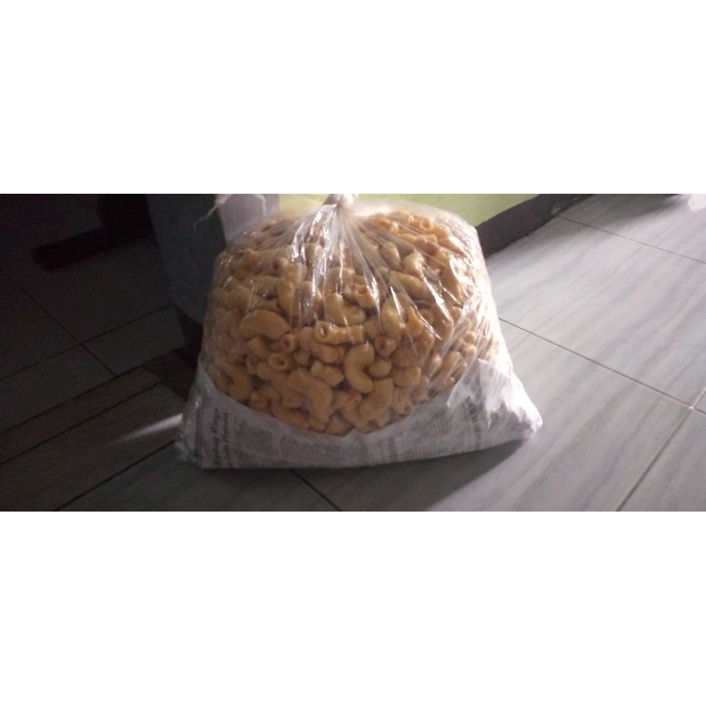 

Makaroni ngembang / cemilan makaroni / jajanan Makaroni