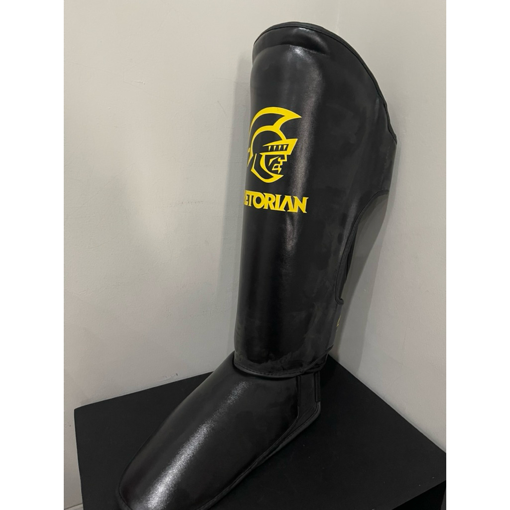 Pretorian Shin Guard Black