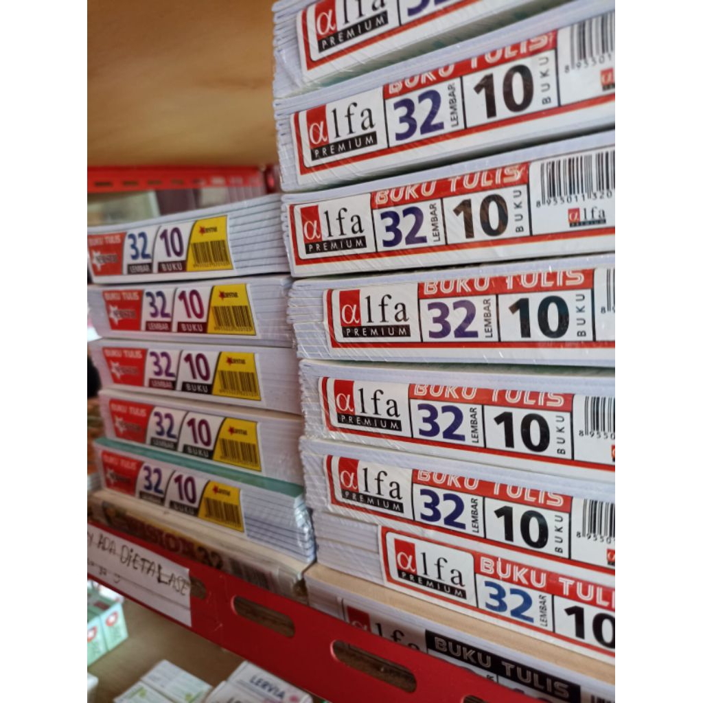 

10pcs Buku Tulis Alfa Neuwstar Premium įsi 32 lembar 1 Pak Isi 10 Buku Sekolah dengan sampul motif yg menarik cowok/ cewek