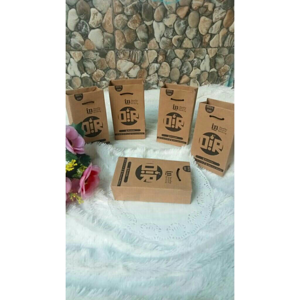 

Paperbag parfum 50ml custom/paperbag wedding/paperbag haji/olshop