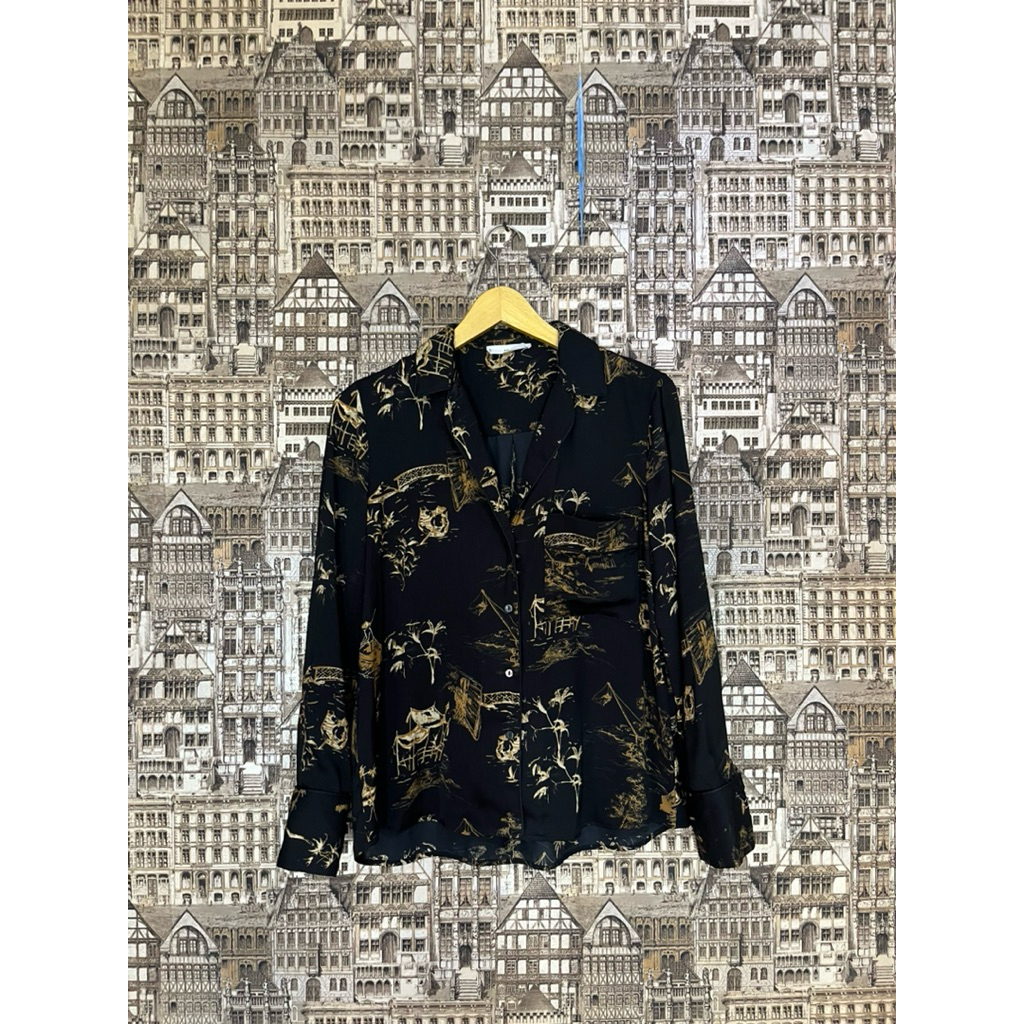 Preloved Kemeja Satin Manggo_Motif Coklat