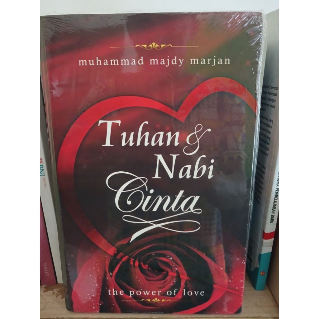 Buku Tuhan dan Nabi Cinta