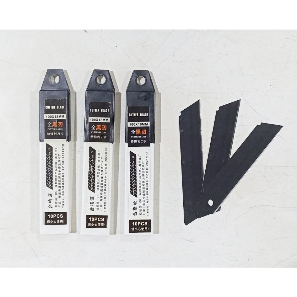 

Refill Cutter Hitam L-150