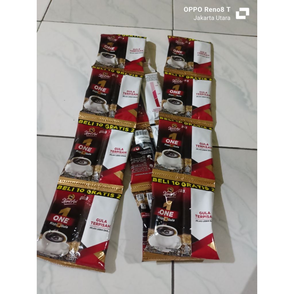 

Kopi Kapal api one 23 gr edisi beli 10 gratis 2