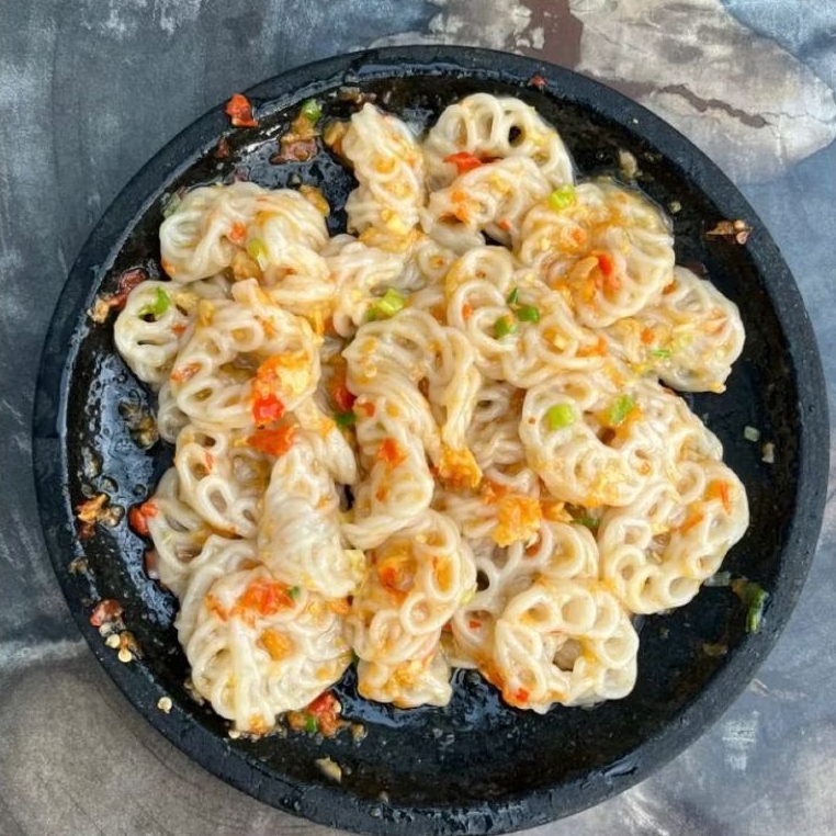 

[ Pre-Order ] Seblak Rafael Isi Kerupuk Saja | Pedas Gurih | Frozen Food Praktis