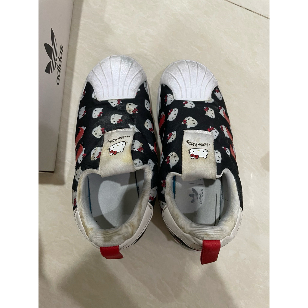 Preloved sepatu hello kitty sz 31,5