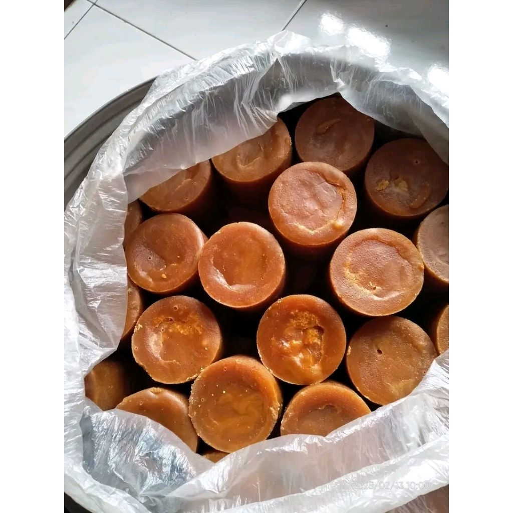 

Gula aren asli 100% murah Kawung asli di bungkus daun kering/plastik