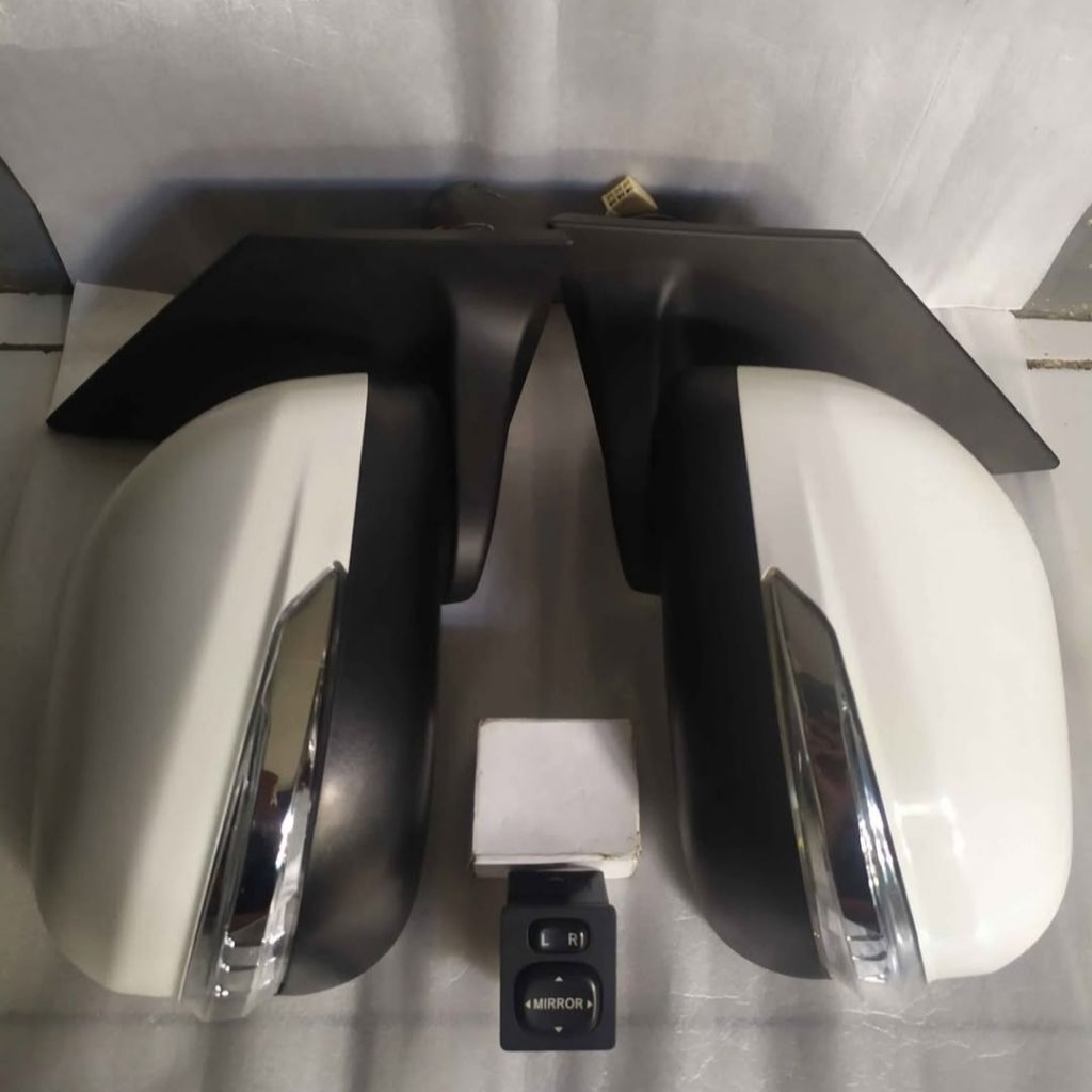 Spion Toyota Avanza Veloz Tahun 2012 - 2017 Kanan Dan Kiri ORIGINAL COPOTAN