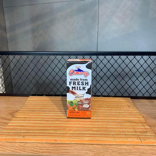 

Cimory UHT Almond 250ml/karton