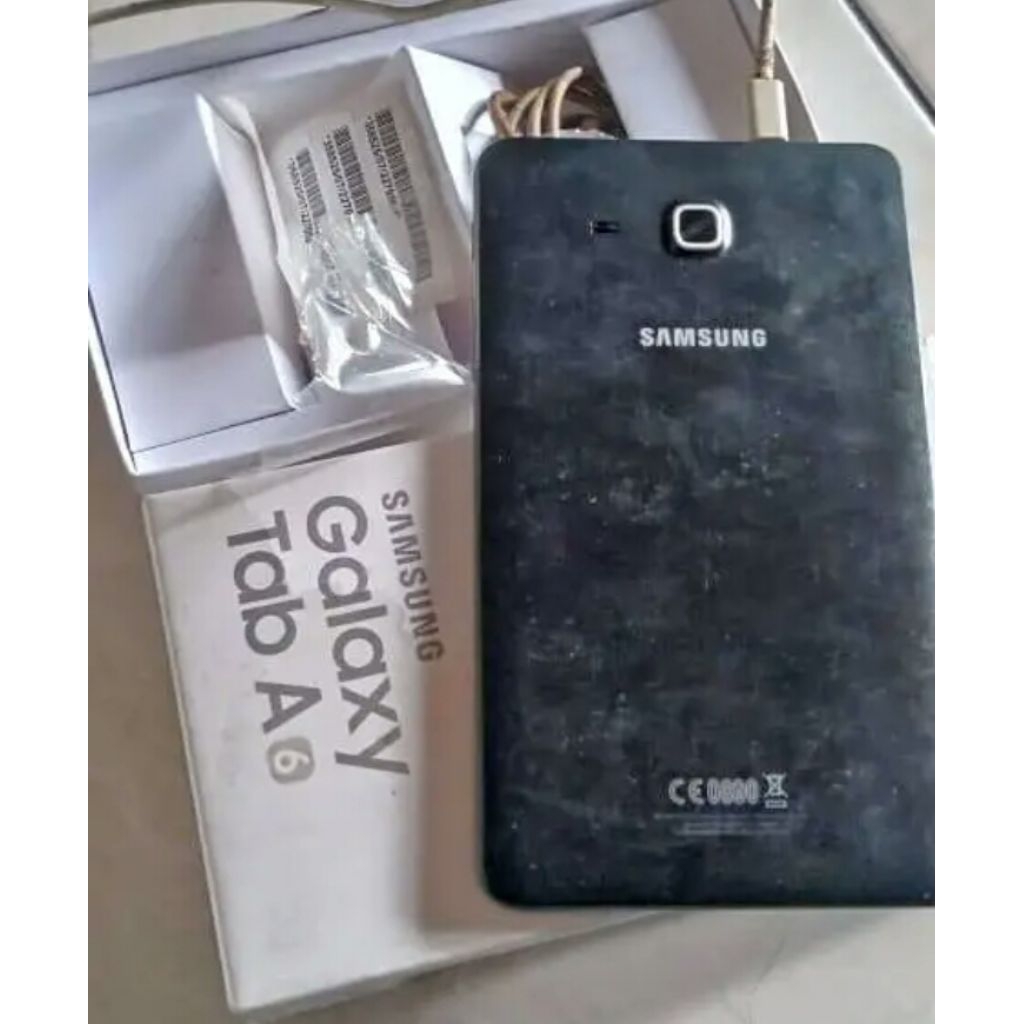 Di jual tablet samaung A6