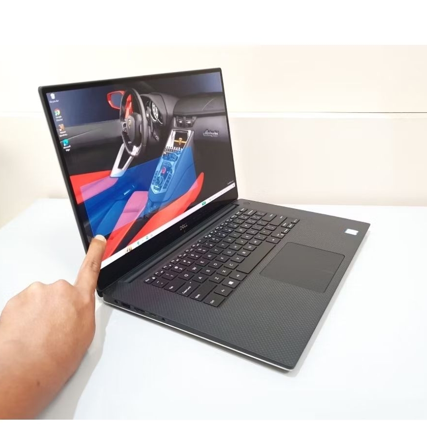 Dell Precision 5530 Intel  Core i7  VGA Nvidia Quadro P2000 15-Inch Touch UHD IPS  4K Resolusi