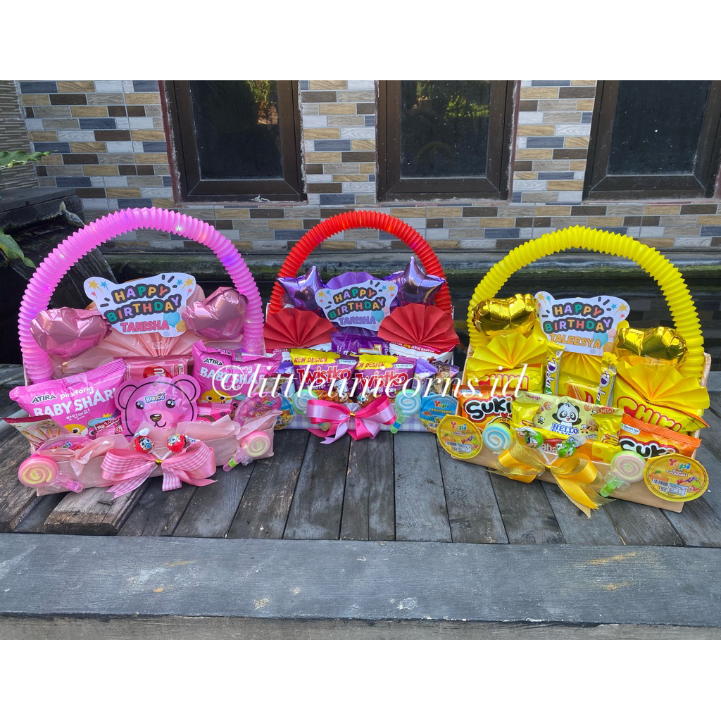 

Snack buket hampers mini birthday gift rainbow kelap kelip READY INSTAN