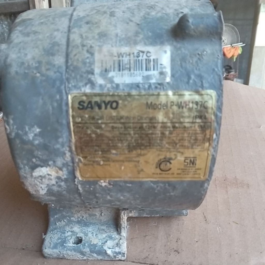 body/box Sanyo P-WH 137 C