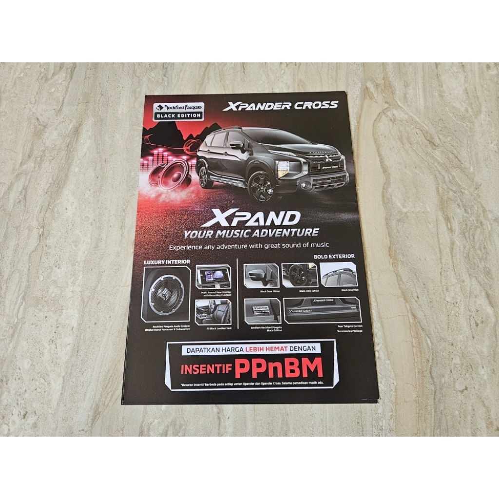 brosur katalog mobil mitsubishi xpander cross rockford fosgate black edition 2021 flyer