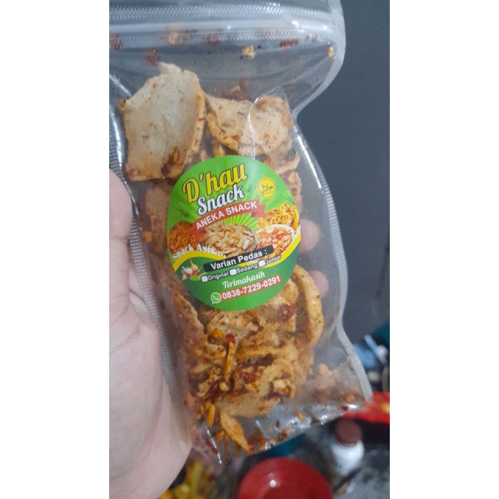 

Basreng pedas chili oil daun jeruk