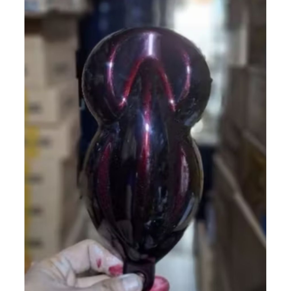 Cat Black Lembayung Merah Cat Black. Metalic Merah 500