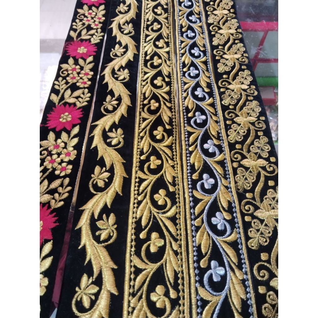 Epek Bordir Busana Jawa