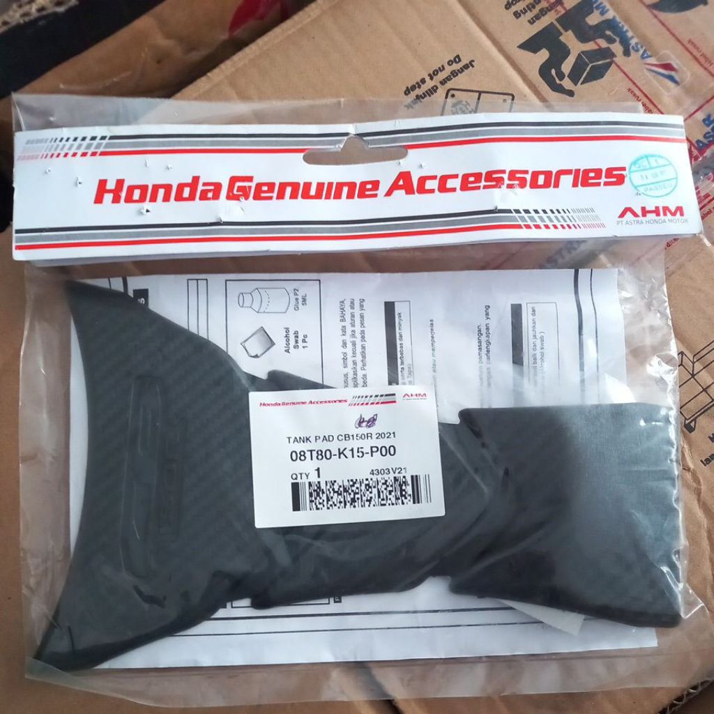 ACCESSORIES TANK PAD CBR150R 2021 ASLI AHM