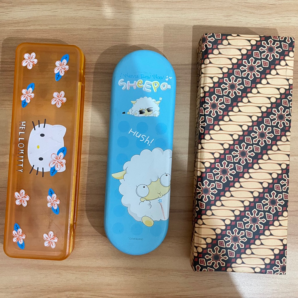 

Tempat Pensil Minimalis