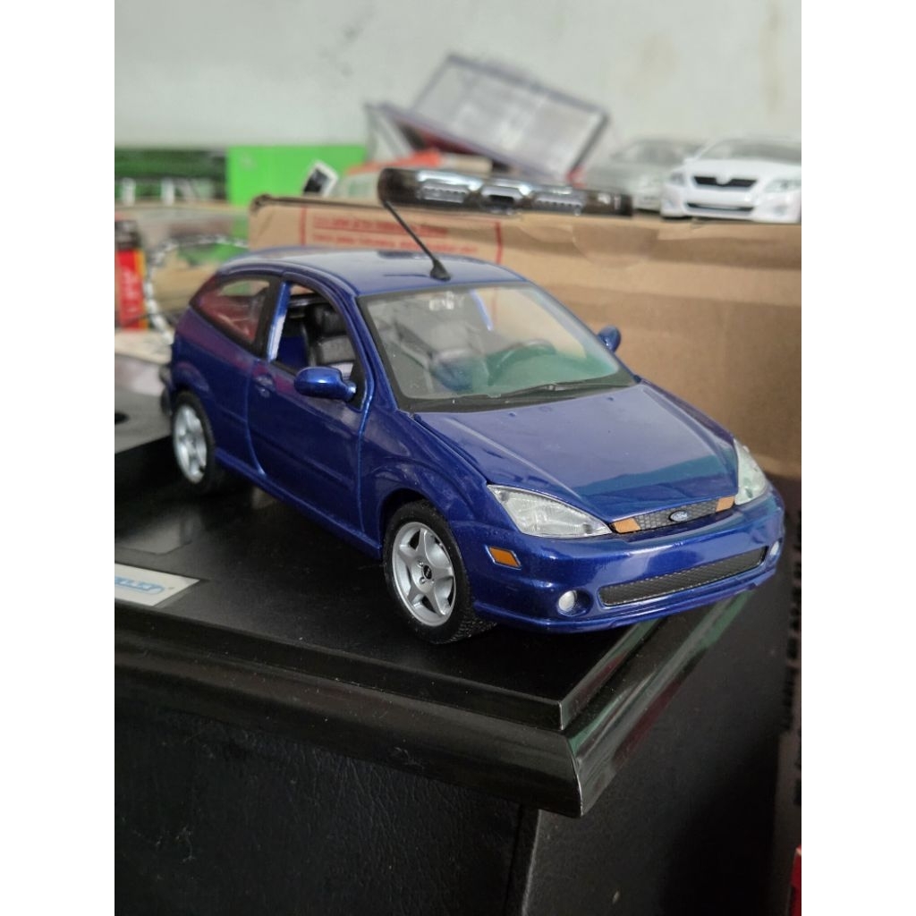 Diecast Maisto Ford Focus svt skala 1:24