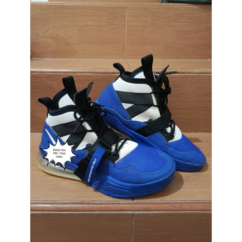 sepatu bekas nek R pors 270 utility size 44