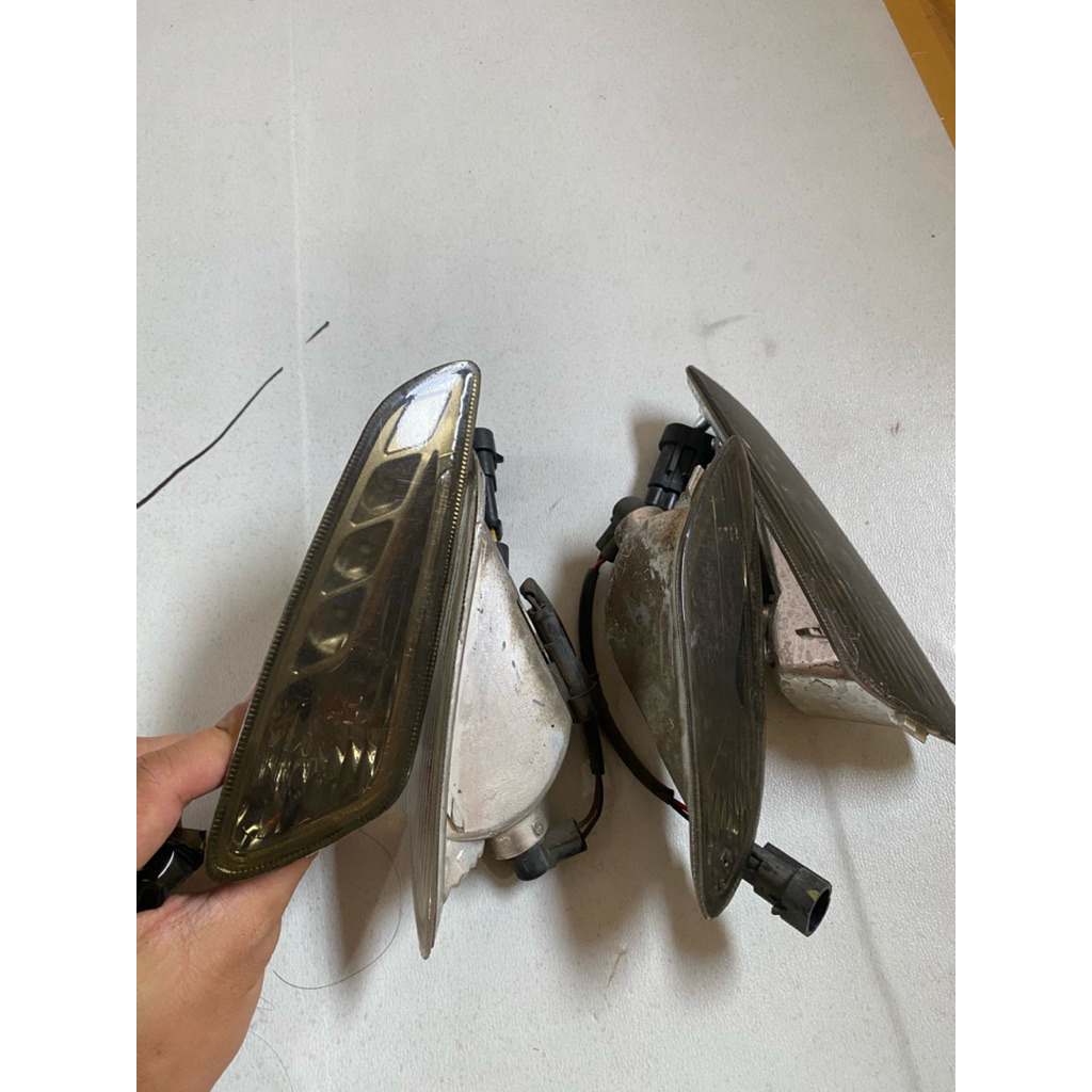 lampu sein copotan original vespa sprint primavera matic