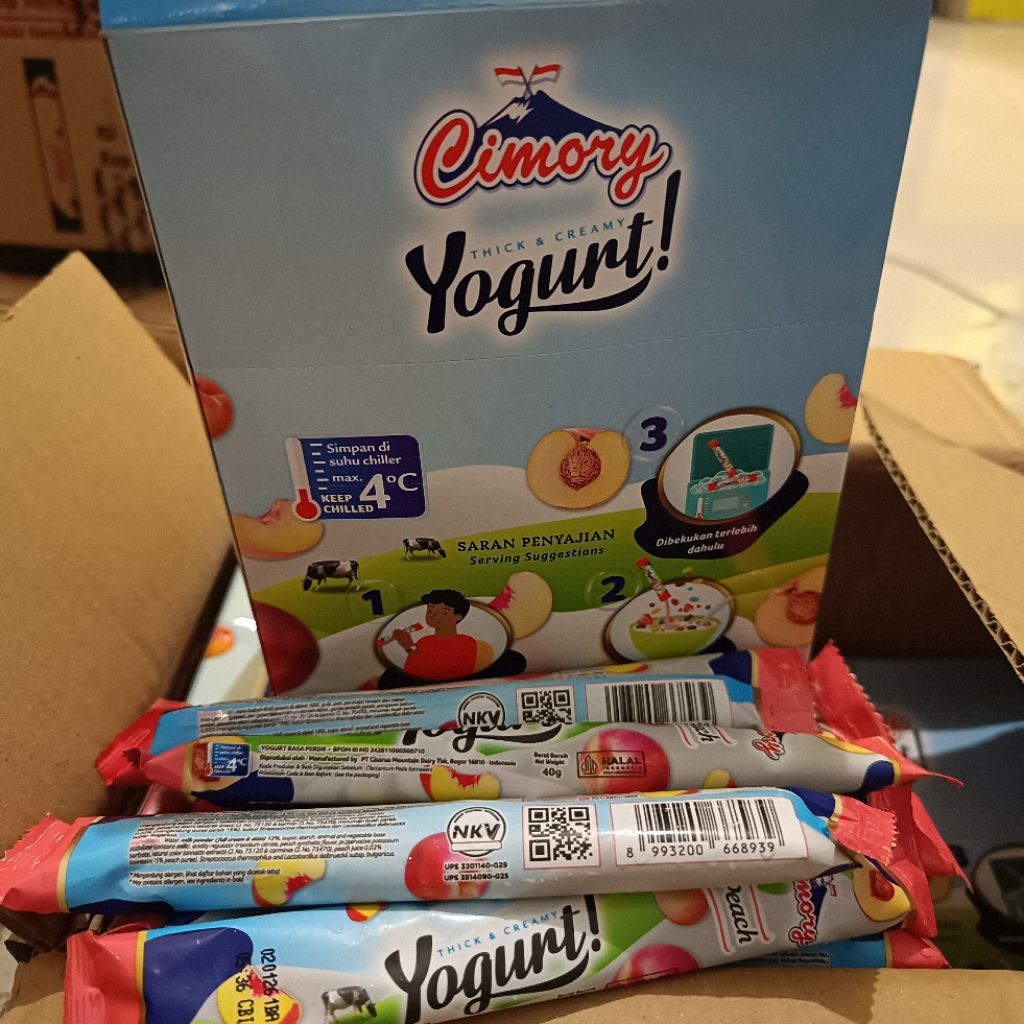 

PAKET 1 BOX [ISI 25] CIMORY YOGURT STICK 40G - MIX RASA