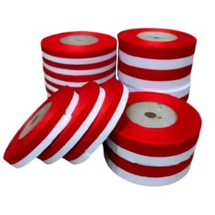 

PITA ROL MERAH PUTIH KEMERDEKAAN UKURAN L 1,25 P 1,82 METER | PITA MERAH PUTIH KAIN | PITA KEMERDEKAAN