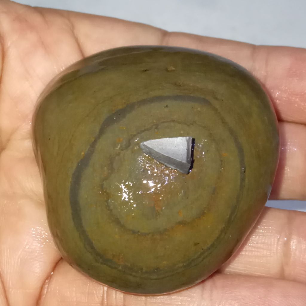 Natural Batu Badar Besi Puser Bumi Nempel Magnet Antik