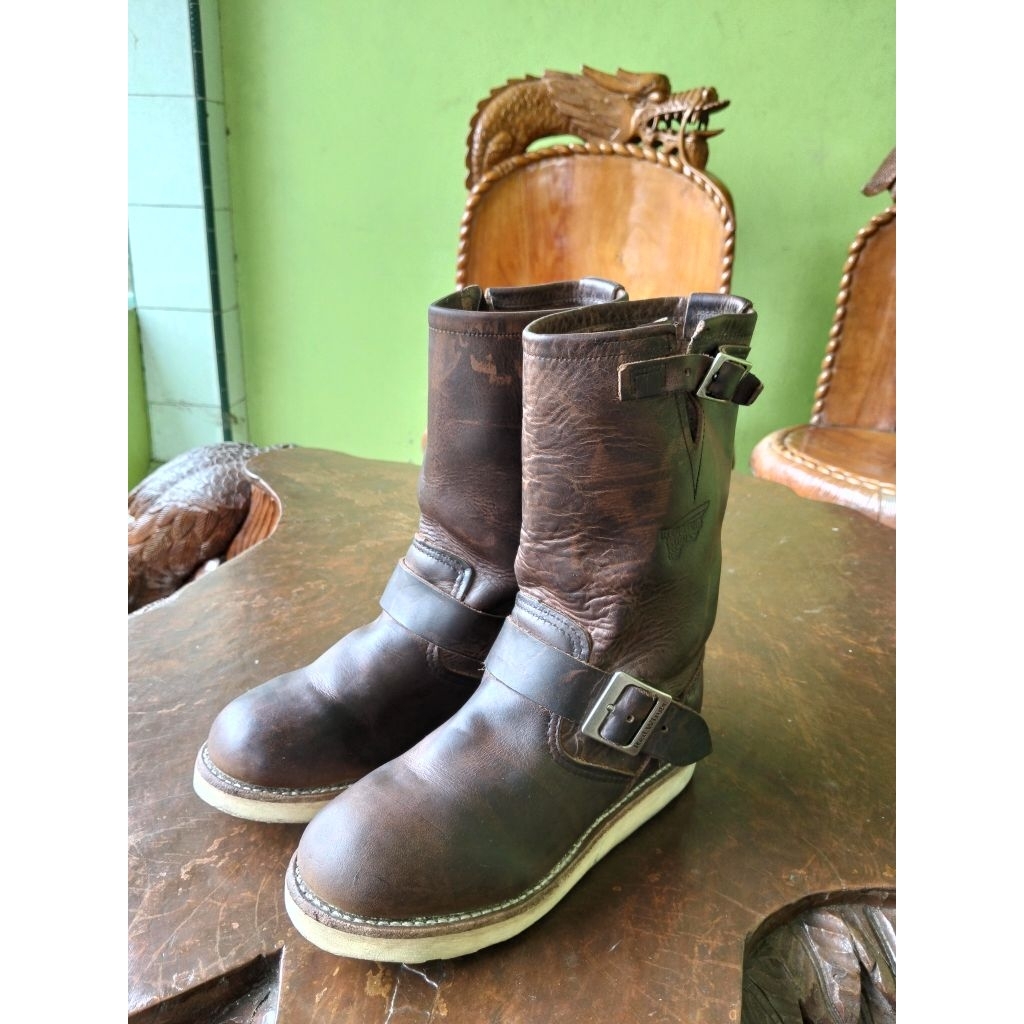 RED WING ENGINER BOOTS MADE IN USA