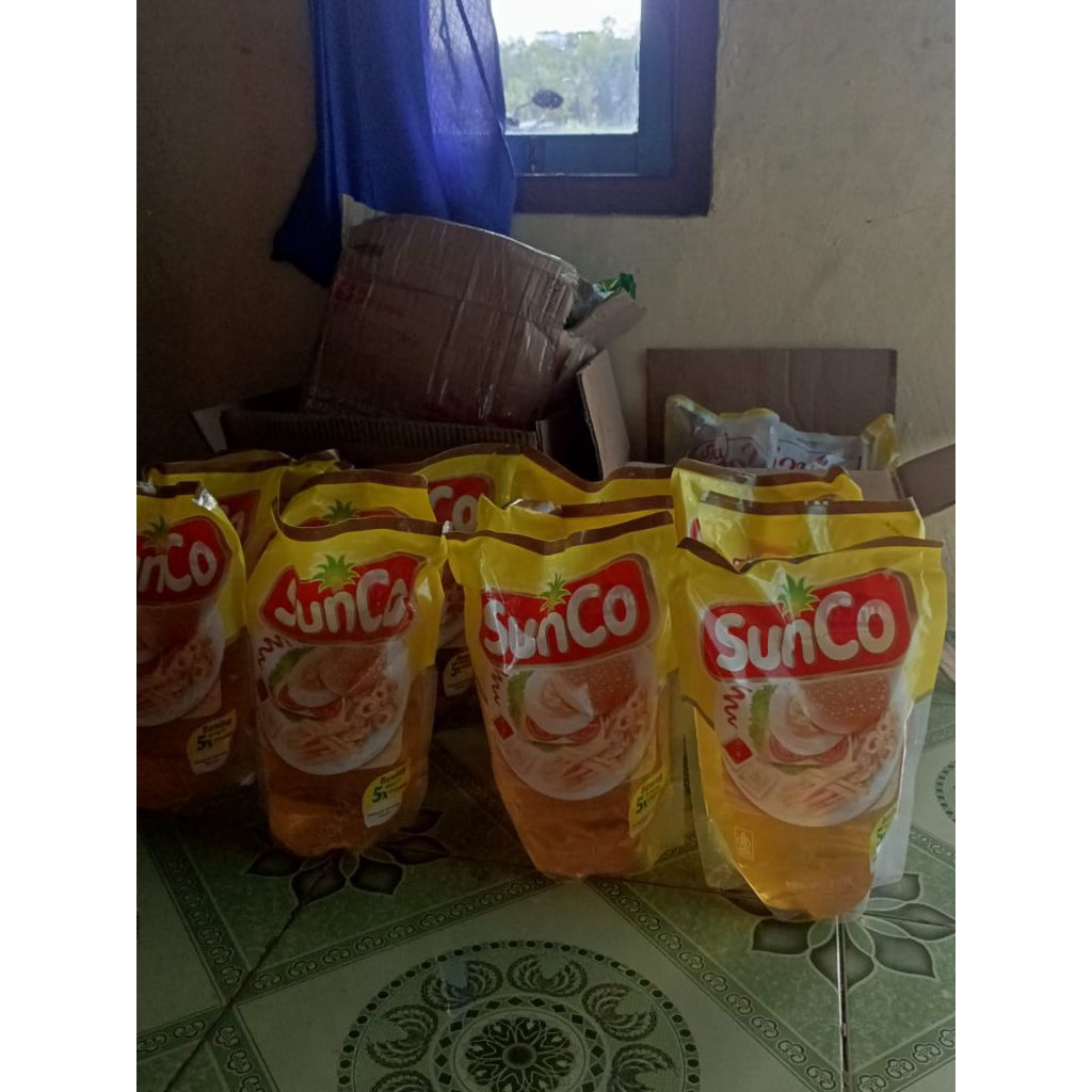 

sunco 2liter minyak goreng murni