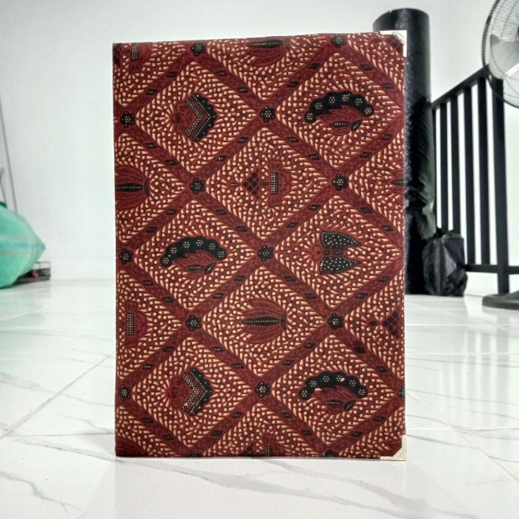 

Map Batik Premium Ukuran A4 dan F4 Terbaru dan Termurah