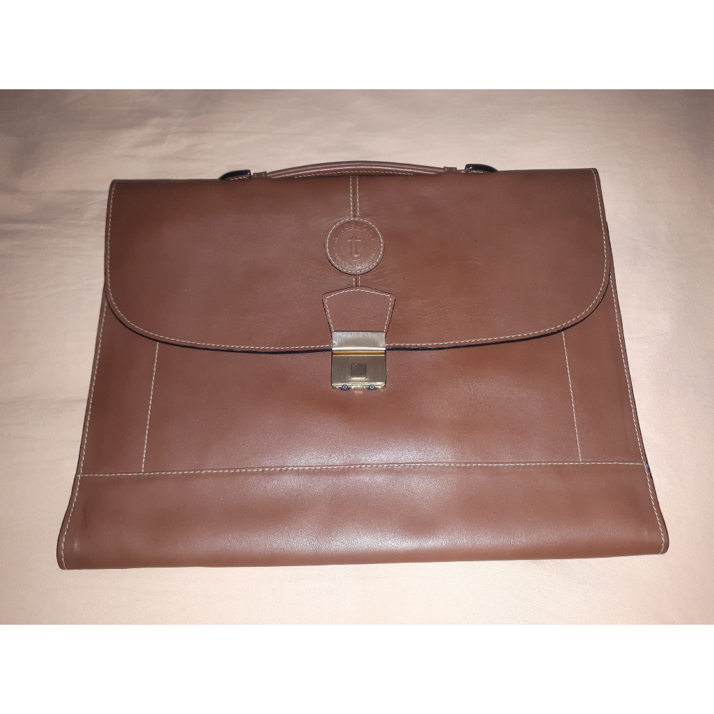a.testoni Bologna Italia Compact Hand Bag