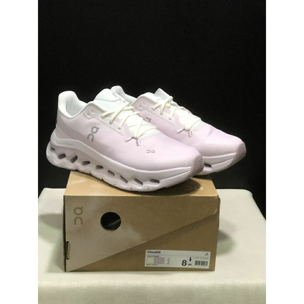 SEPATU WANITA ON CLOUDTILT IVORY ORCHID