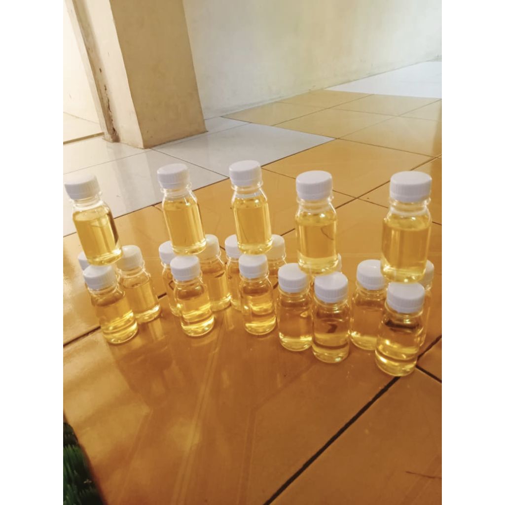 

minyak kelapa ( keletik) asli tanpa campuran 30 ml