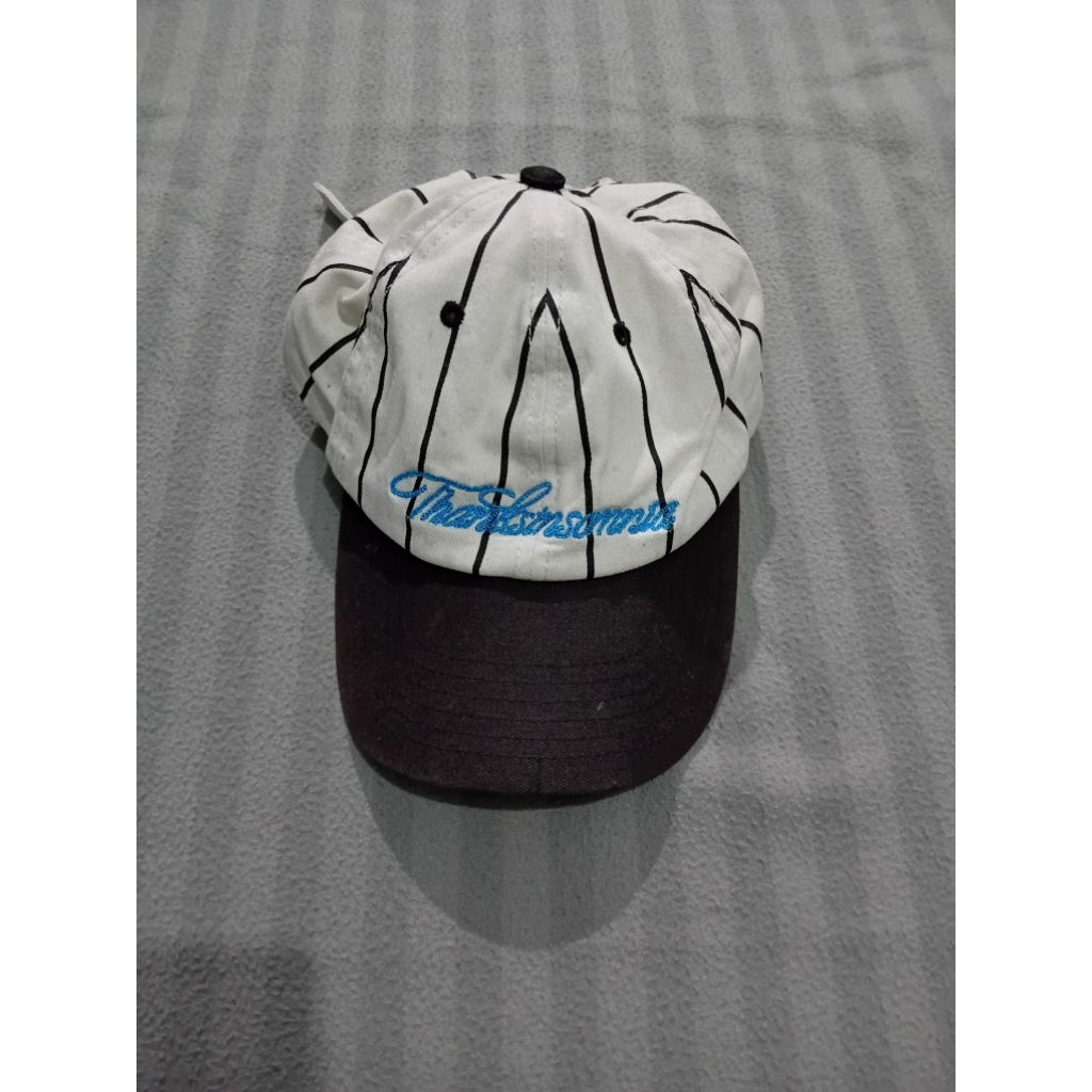 CAP 6 PANEL RUBY WHITE BLACK THANKSINSOMNIA