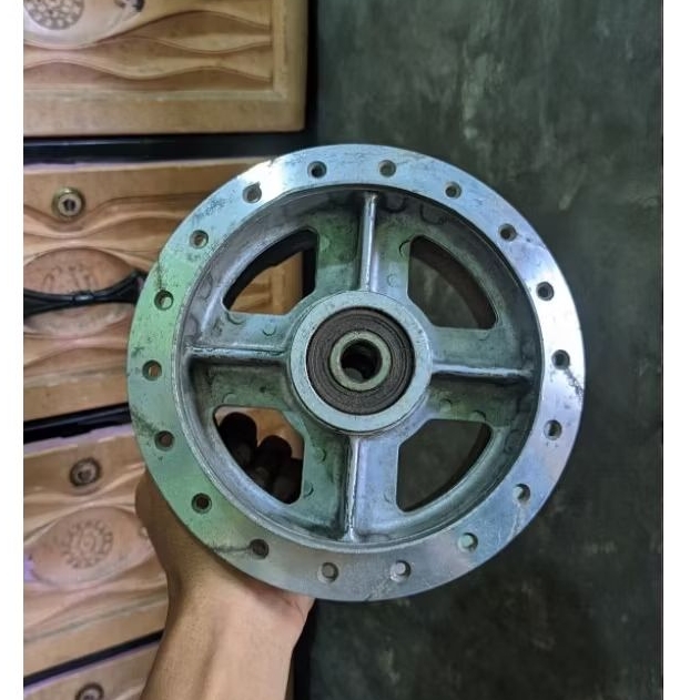 TROMOL BELAKANG CBR150R BEKAS LIKE NEW