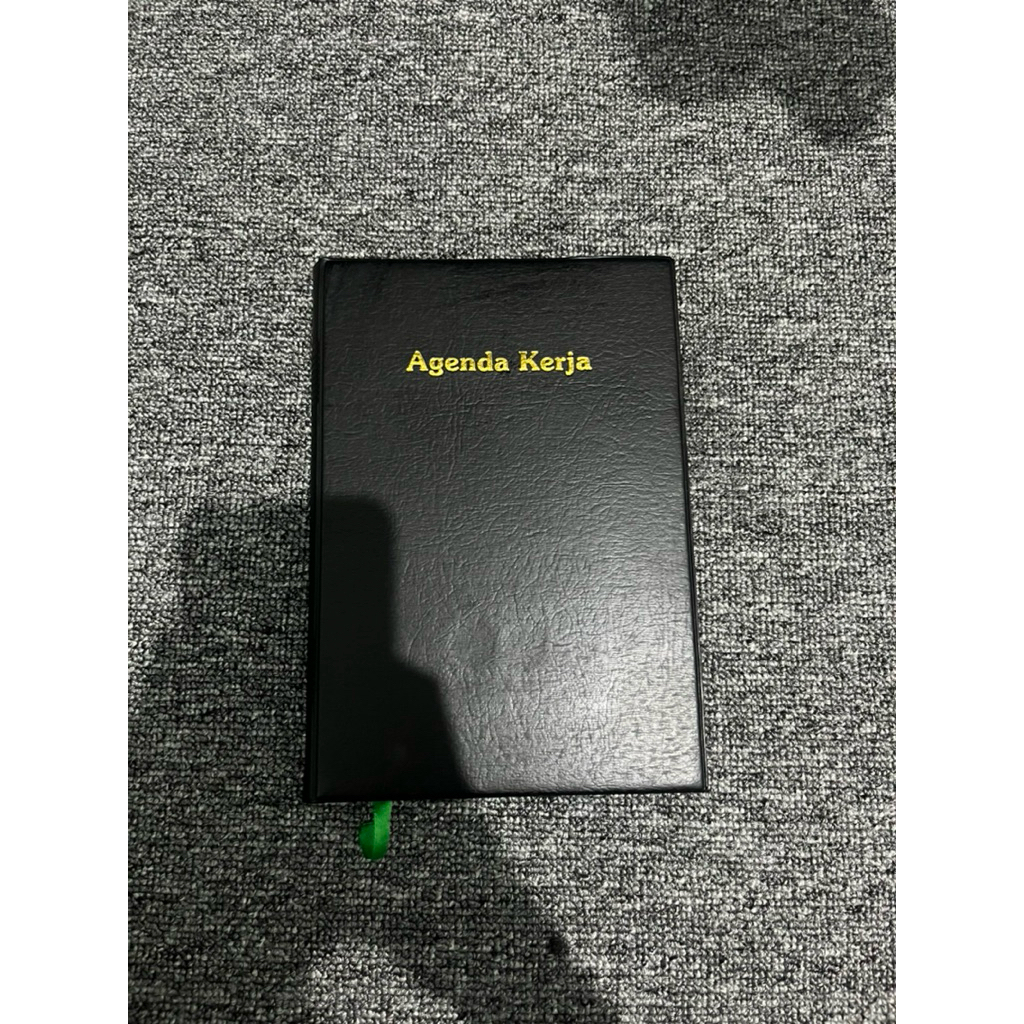 

Buku Agenda Kerja Hitam