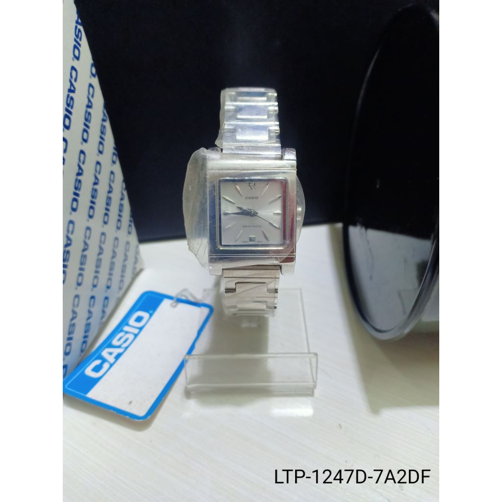 JAM TANGAN WANITA KOTAK CASIO LTP - 1237D - 7A2DF - 1330 RANTAI STAINLESS STEEL BLACK WATER RESISTAN