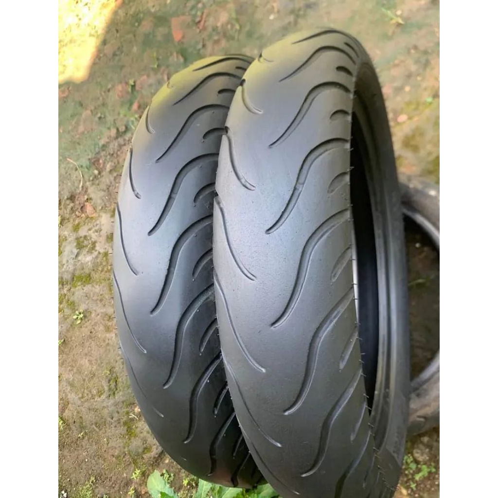 Sepasang ban michelin ukuran 8090/9090 ring 14