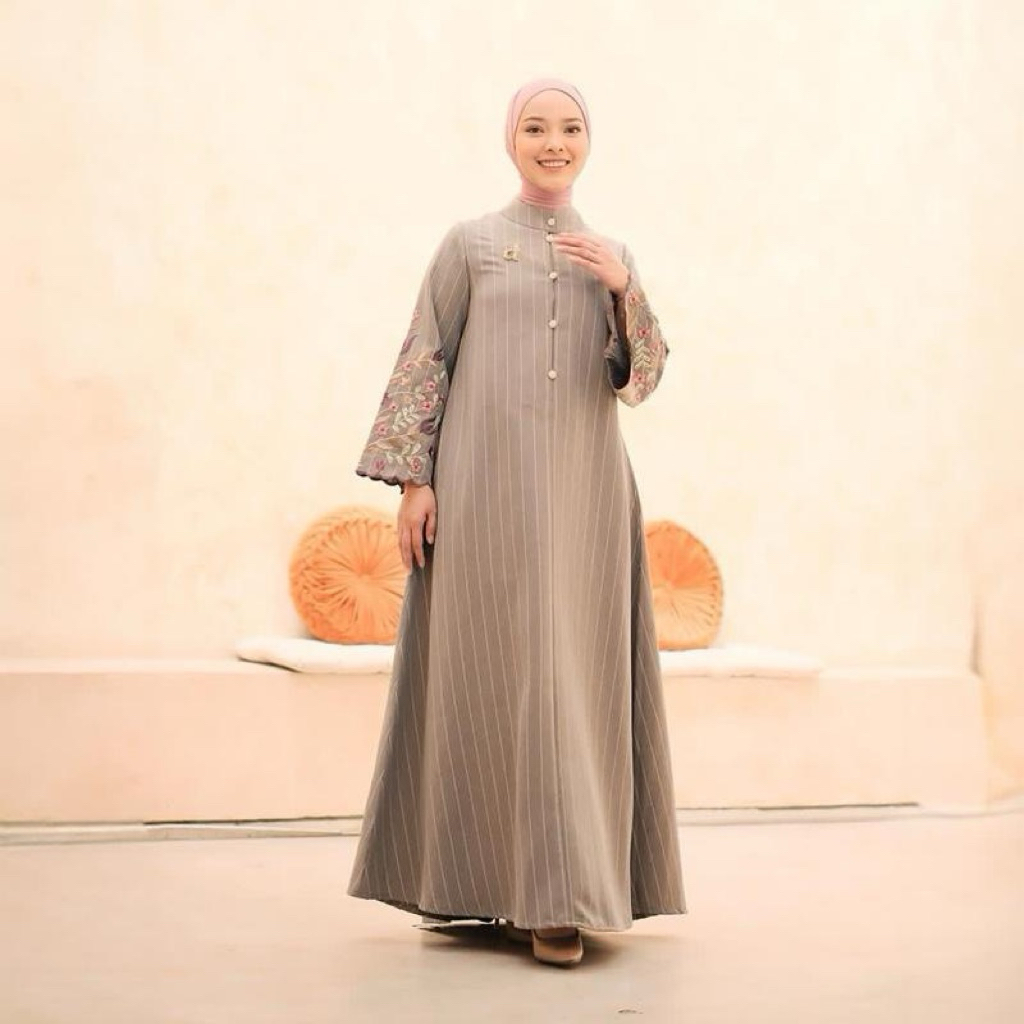 Renjani Dress by Aneuku | Gamis Cantik | Gamis Mewah | Aneuku | D’Hijab of Mey