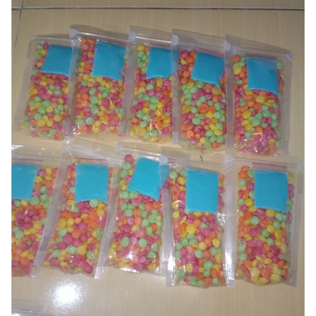 

Grosir Nyamnyam Krenyes ide jualan terlaris termurah dan dijamin habis Nyamnyam coklat strawberry dan blueberry enak