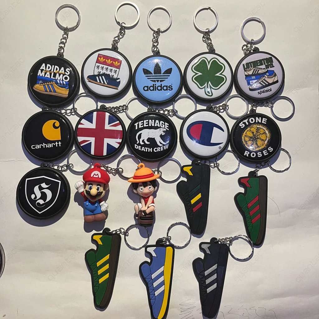 CARABINER KEYCHAIN 8 BALL BILLIARD BASEBALL KUNCI OBENG DADU GANTUNGAN KUNCI KARAKTER SEPATU SKENA K