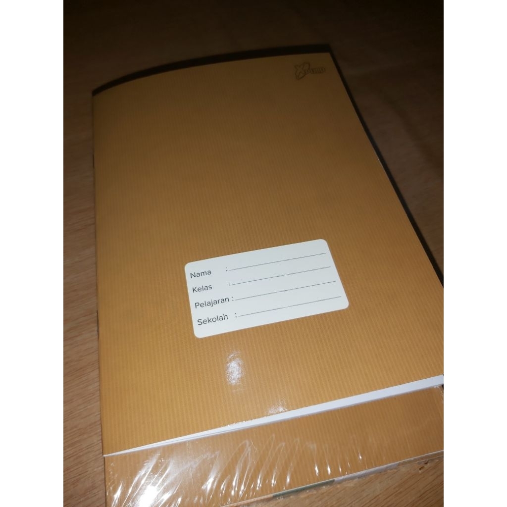 

Buku Tulis X-plup Isi 40 Lembar (1 Pack 10 Buku)