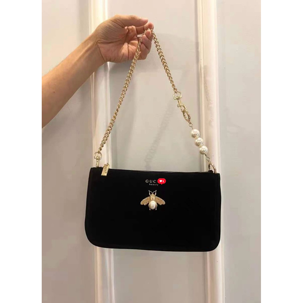 VIP Gift Shoulder Bag Guc