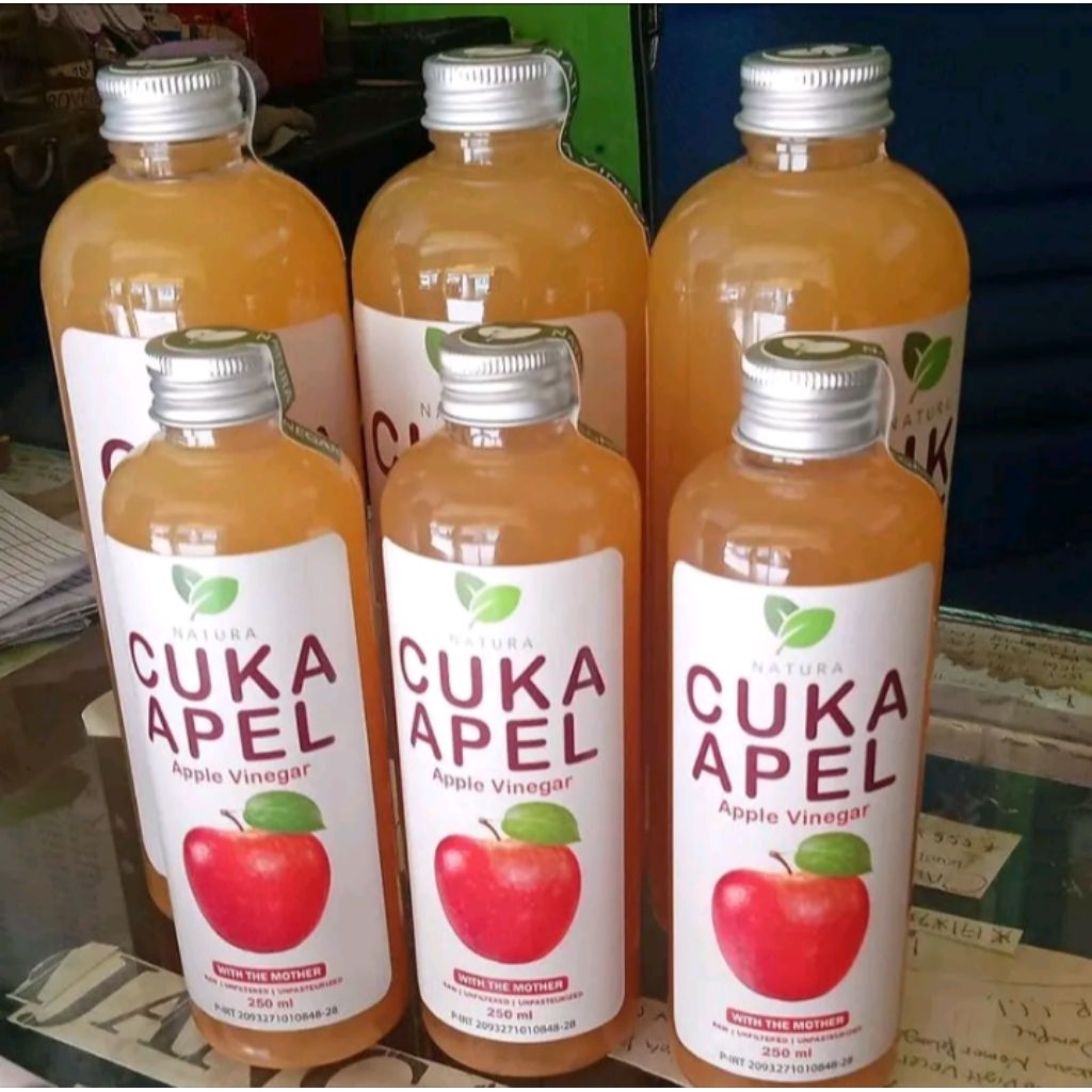 

Cuka Apel VINEGAR herbal merupakan Fermentasi dari Apel berkwalitas