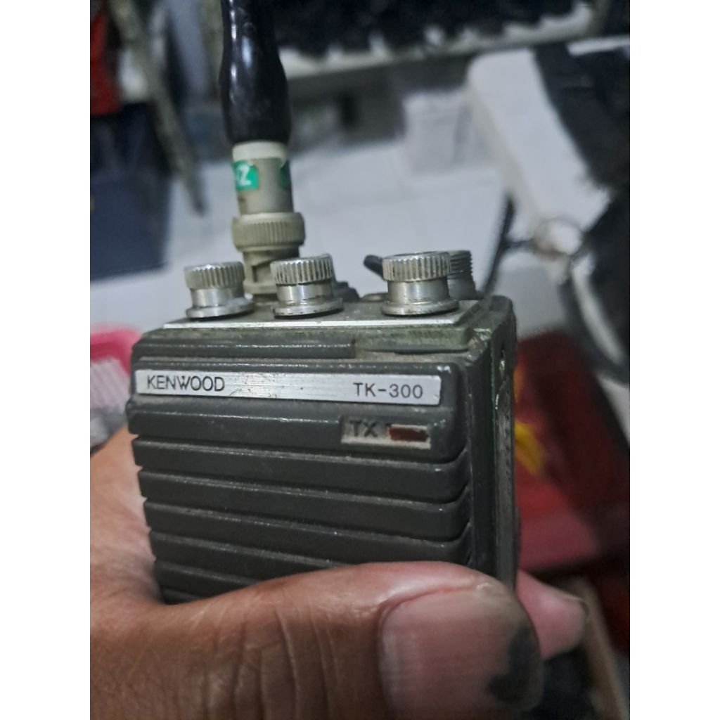 HT KENWOOD TK300 VINTAGE KENWOOD TK-300 UHF JADUL BUAT KOLEKSI